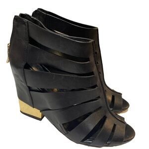 BCBG generation black gladiator Sandals hidden 4” heel size 8.5​